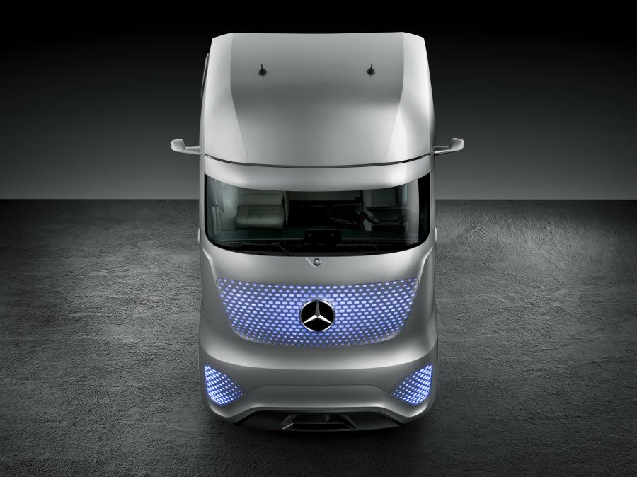  Mercedes-Benz Future Truck 2025 2014 года  (фото 6 из 28)